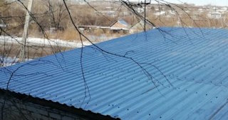 Демонтаж поликарбоната с крыши в Бирске - услуги по доступной цене от 623 рублей